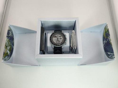 Omega x Swatch - MoonSwatch- Mission to Earthphase - Sans, Handtassen en Accessoires, Horloges | Heren