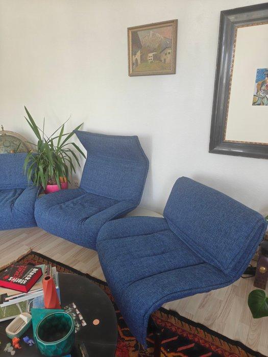 Cassina - Vico Magistretti - Canapé - Textile - Veranda, Antiquités & Art, Antiquités | Meubles | Chaises & Canapés