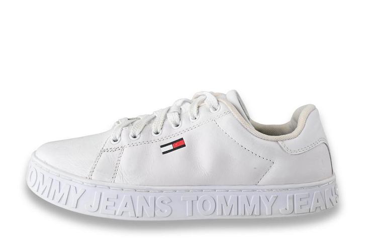 Tommy Hilfiger sneakers in maat 36 Wit | 5% korting, Kleding | Dames, Schoenen, Wit, Zo goed als nieuw, Sneakers, Verzenden