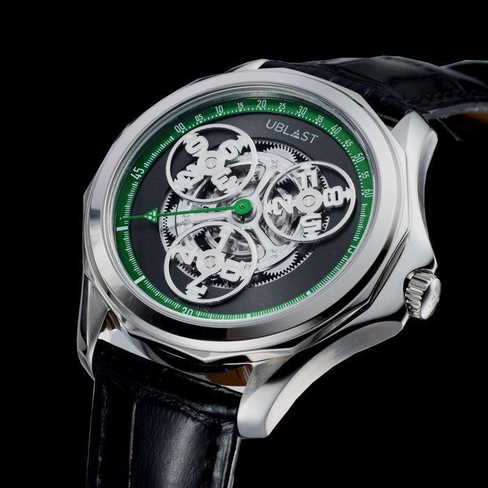Ublast - Axial Force - Automatic Ltd Edition - REF.UBAXF42GN, Handtassen en Accessoires, Horloges | Heren