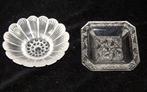 Lalique - René Lalique - Kom (2) - Kristal - Bonbonschaaltje, Antiek en Kunst, Antiek | Glaswerk en Kristal