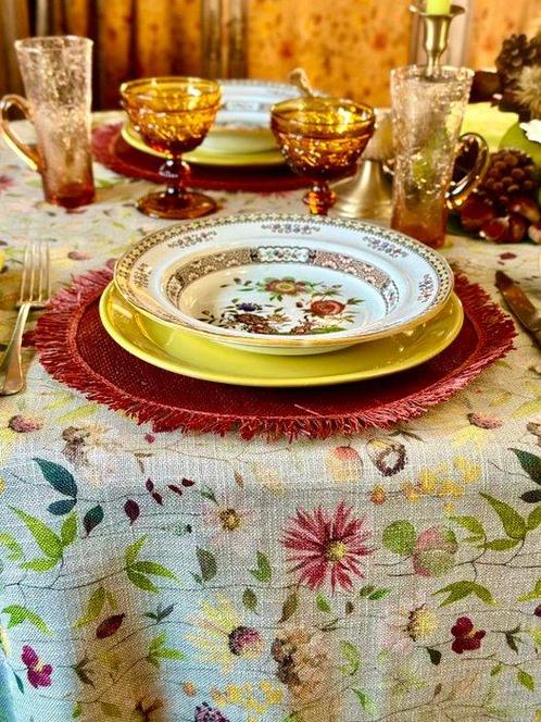 Linnen tafelkleed met Japanse vijverbloemenprint voor ruime, Antiek en Kunst, Antiek | Meubels | Tafels