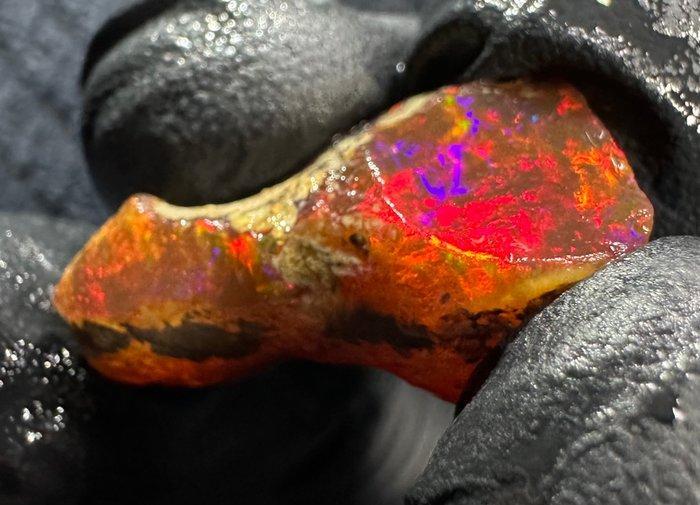 14ct Kristal Opaal Ruw- 2.8 g, Verzamelen, Mineralen en Fossielen