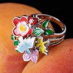 Anneau en argent émaillé – Jardin enchanté avec coccinelle, Verzamelen