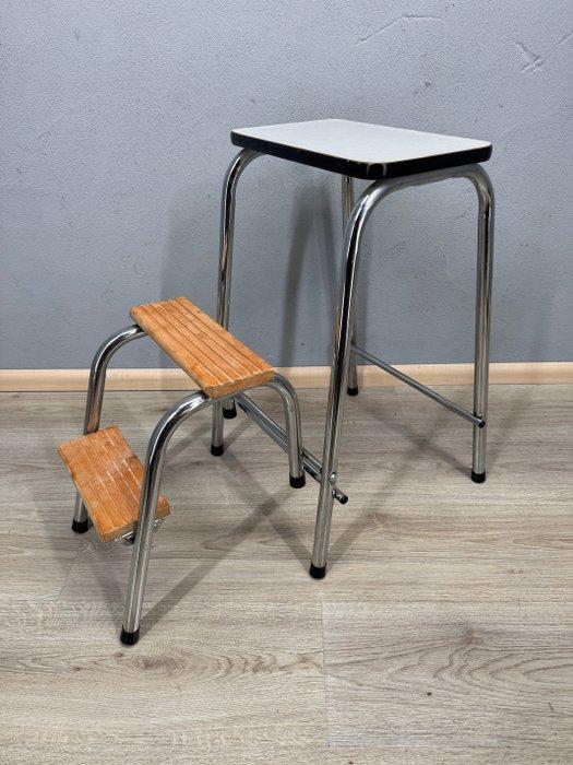 Keukentrapje - Metaal - Formica Keuken trap, Antiquités & Art, Art | Objets design