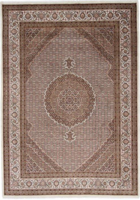 New Indian Tabriz Wool&Silk Carpet with Luxurious Mahi, Huis en Inrichting, Stoffering | Tapijten en Vloerkleden