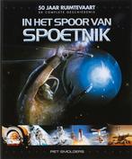 In Het Spoor Van Spoetnik 9789085104049 P. Smolders, Verzenden, Zo goed als nieuw, P. Smolders