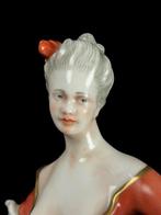 Richard Ginori - Beeldje - Richard Ginori – Elegante Dama in