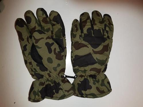 Gevoerde camouflage handschoenen (Kleding), Vêtements | Hommes, Bonnets, Écharpes & Gants, Envoi