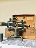 Théodolite - A. Lepetit Montrouge (Seine) - 1940, Verzamelen, Foto-apparatuur en Filmapparatuur