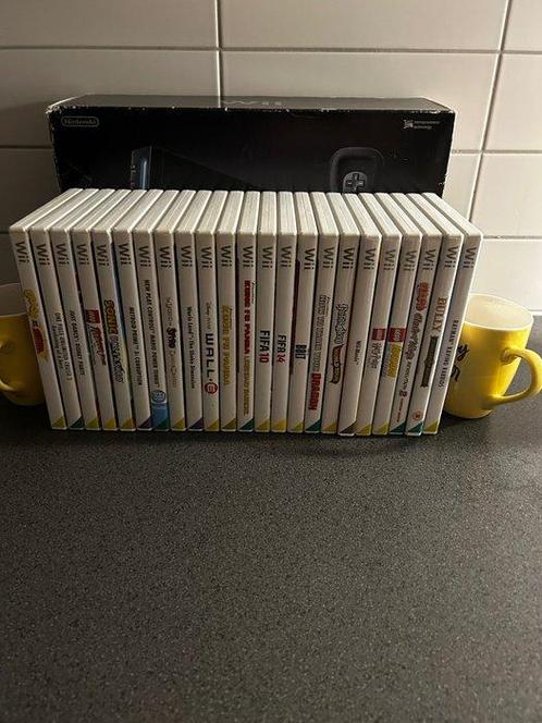 Nintendo - Wii - Sports Resort Bundle with 23 Games and HDMI, Games en Spelcomputers, Spelcomputers | Overige Accessoires