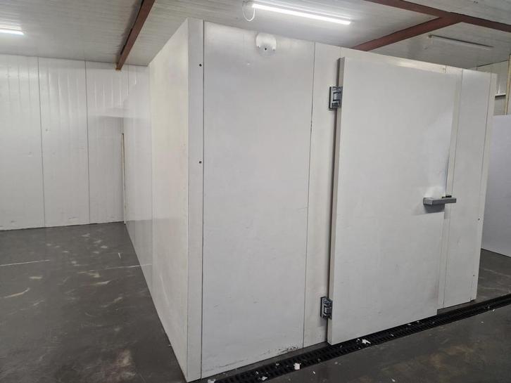 Koelcel 261 x 401 x 203 cm, Zakelijke goederen, Horeca | Keukenapparatuur, Gebruikt, Koelen en Vriezen