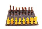 Jeu déchecs - Handmade Chess Set with Genuine Baltic Amber, Collections