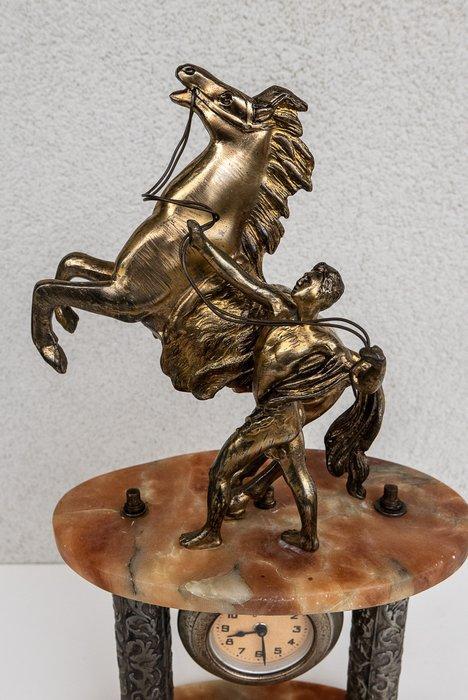 Klok - Legering - 1920-1930 - Cavallo di Marly, Antiek en Kunst, Curiosa en Brocante