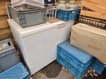 Diverse vries/koelkasten (2x) waaronder ZANUSSI... beschikbaar voor biedingen