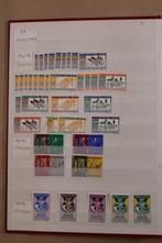 Rwanda + Zimbabwe 1965/1986 - Lot dans 3 albums de timbres