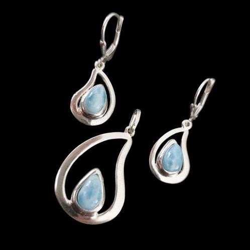Larimar. Ambachtelijke set gemaakt van 925 zilver., Verzamelen, Mineralen en Fossielen