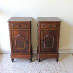 Table de chevet (2) - Noyer - Con bugne
