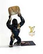 Lyssandre Saint York - Kong With Vuitton monogramme bag (