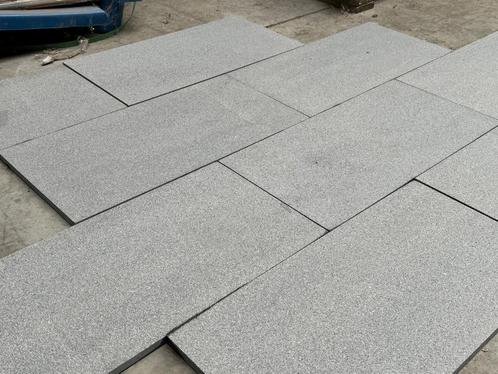 Natuurstenen tegels Pepperino Dark - 60x30x1,5 cm, Tuin en Terras, Tegels en Klinkers, Terrastegels, Nieuw, 10 m² of meer, Natuursteen