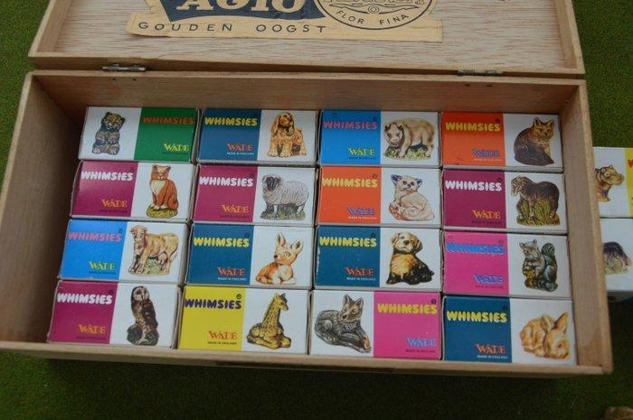 Wade - Figurine miniature - 26 Whimsies - miniatuur beeldjes, Antiek en Kunst, Antiek | Glaswerk en Kristal