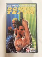 DOUBLE TEAM (VHS), Cd's en Dvd's, Gebruikt