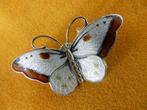 Other brand - Broche - Hroar Prydz - Norway - red and white
