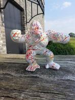 Beeld, sculpture of a roaring monkey painted with running, Antiek en Kunst