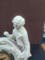 Horloge de cheminée avec personnage - Laiton, Porcelaine -