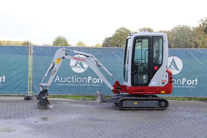 Veiling: Rupsgraafmachine Takeuchi TB216 Mini Excavator Dies, Zakelijke goederen, Machines en Bouw | Kranen en Graafmachines, Ophalen