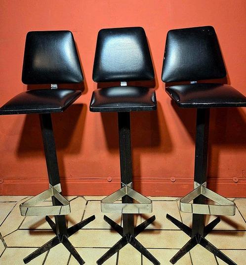Kruk - Chroom, IJzer, Leder - Drie barkrukken, Antiek en Kunst, Kunst | Designobjecten