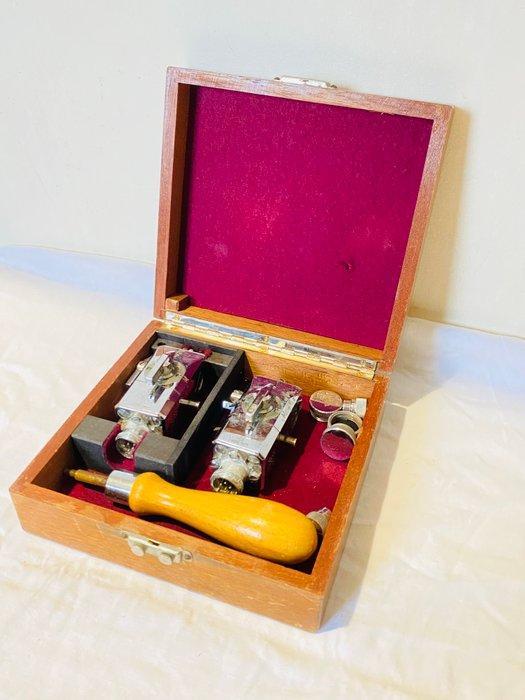 Ancien coffret manométrique TELCO , mesures de pression ,, Antiquités & Art, Antiquités | Autres Antiquités