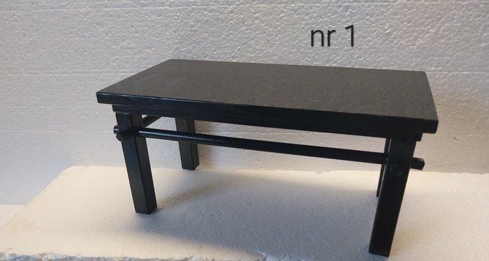 Tafel - Hout, 6 tafeltjes , hardhouten , displays , stands ,, Antiek en Kunst, Antiek | Overige Antiek