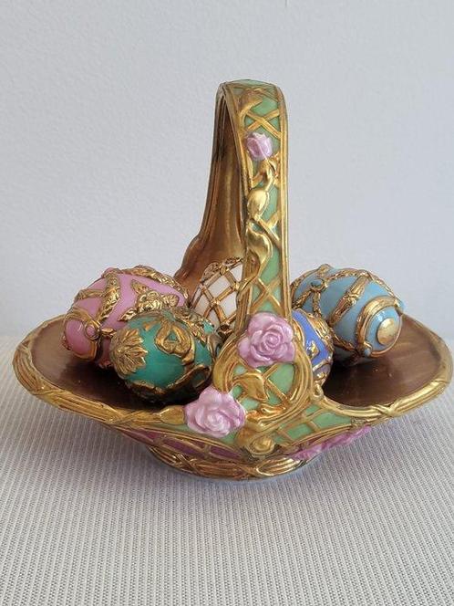 Panier dœufs impérial « Summer Egg Basket » — House of, Antiek en Kunst, Curiosa en Brocante