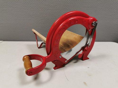 Raadvad - Ove Larsen - Coupe-pain -  Modèle 294 - version, Antiek en Kunst, Kunst | Designobjecten