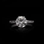 Bague Bague solitaire en diamant en platine de 2,11 carats, Nieuw