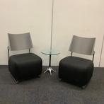 Complete set van 2 design stoelen + design tafel, Harri, Zakelijke goederen, Gebruikt, Bureau