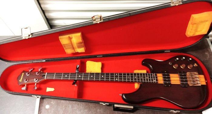 Ibanez - Musician Vintage MC924 - - Guitare basse électrique, Muziek en Instrumenten, Snaarinstrumenten | Gitaren | Akoestisch