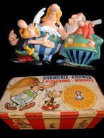 Boite de Biscuits LAlsacienne + 3 Figurines - 1967 -