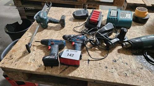 divers gereedschap (12x)  BOSCH, MAKITA, WURTH, Doe-het-zelf en Bouw, Gereedschap | Overige machines, Ophalen