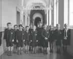 Schooluniformen 9789080695863 Annie van Gemert, Verzenden, Zo goed als nieuw, Annie van Gemert