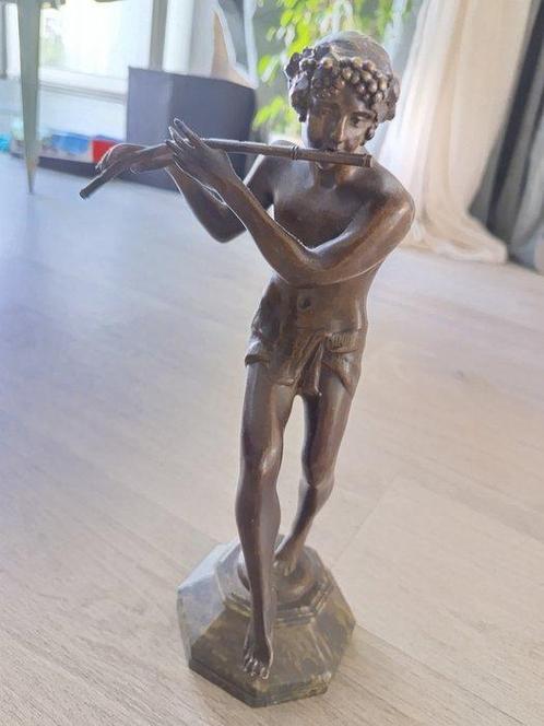 Daprès Eugène Piron (1829-1888) - Sculpture, Flûtiste - 30, Antiek en Kunst, Antiek | Keramiek en Aardewerk