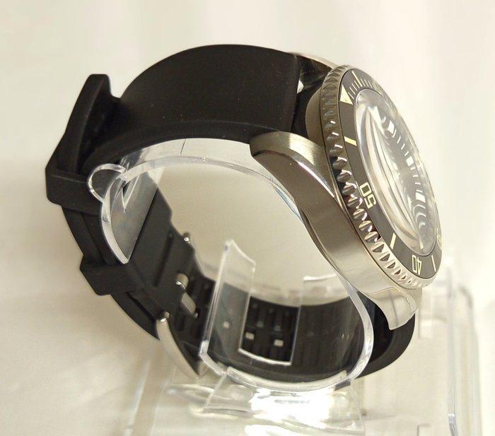 Made in Germany WCC Gentlemans - Seiko Automatikwerk, 30 ATM, Handtassen en Accessoires, Horloges | Heren