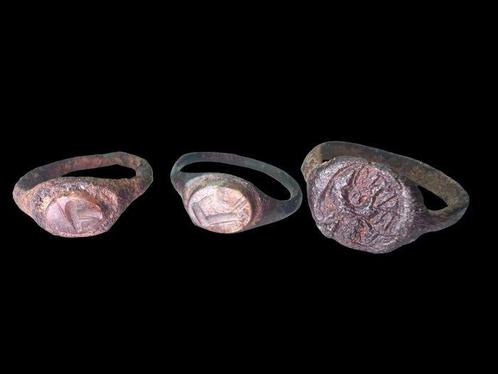 Oud-Romeins Brons Ring, Handtassen en Accessoires, Antieke sieraden