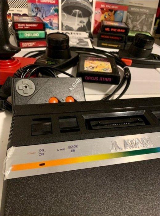 Atari - 2600 VCS - Videogameconsole + games, Games en Spelcomputers, Spelcomputers | Overige Accessoires