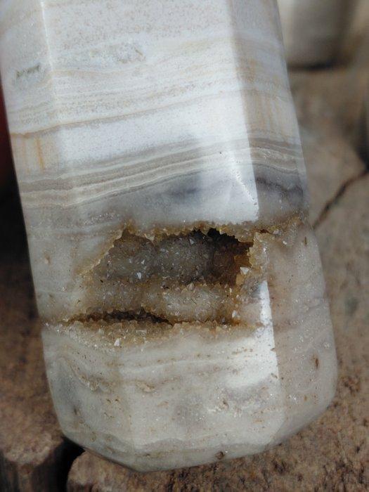 Fossiele Shell Agaat obelisken - eentje met geode - Hoogte:, Verzamelen, Mineralen en Fossielen