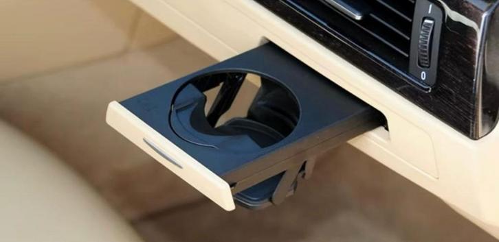 BMW E90 06-11 bekerhouder rechts – beige uitvoering, Auto-onderdelen, Interieur en Bekleding, Nieuw, BMW, Ophalen of Verzenden