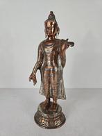 Groot beeld staande Boeddha - Cuivre, Laiton - Chine (Sans