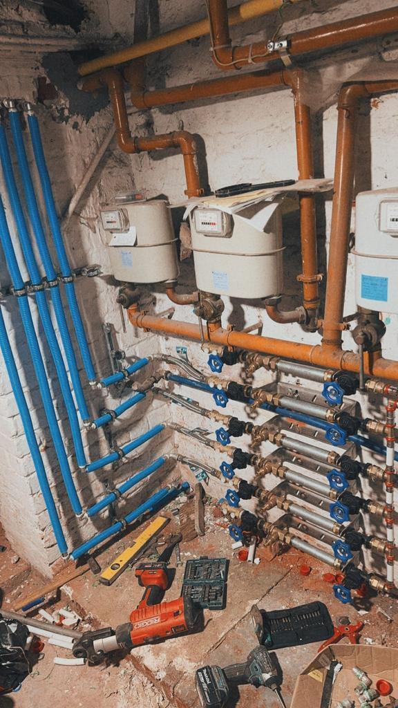 Plombier Chauffagiste, Diensten en Vakmensen, Loodgieters en Installateurs, Installatie, Onderhoud, Reparatie, Garantie