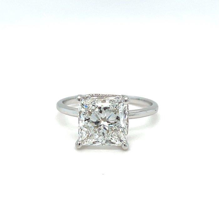 Zonder Minimumprijs - Ring - 14 karaat Witgoud - 1.88ct. tw., Handtassen en Accessoires, Ringen